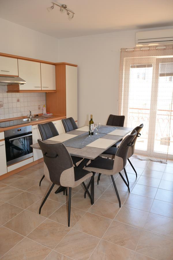 Taris Apartment Senj  Luaran gambar