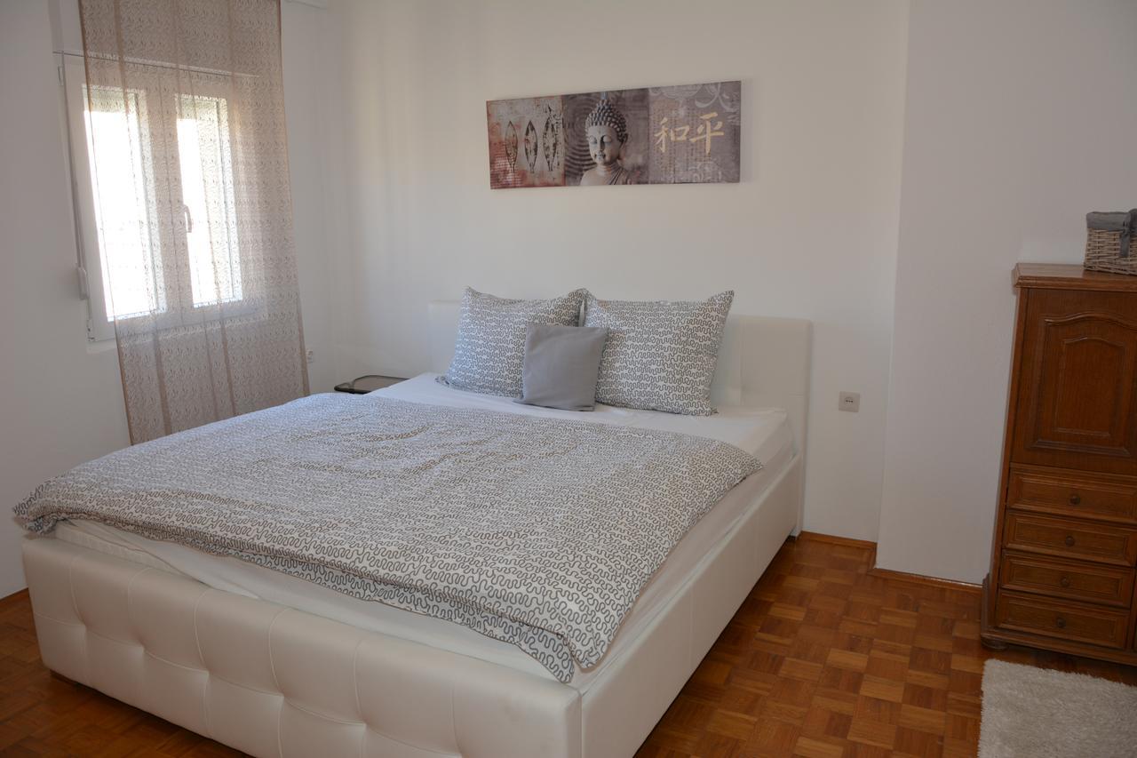 Taris Apartment Senj  Luaran gambar